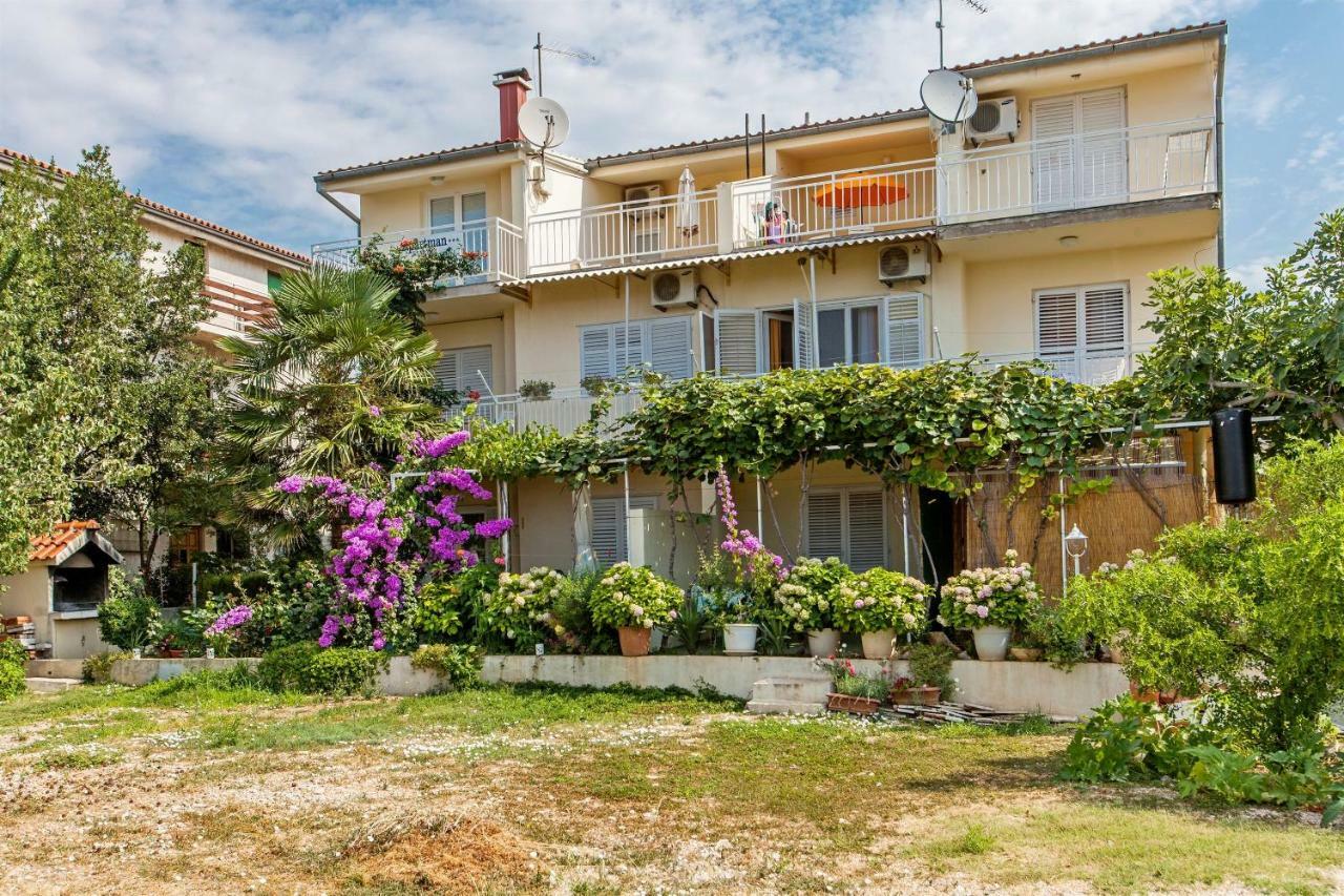 Apartment Nediljka Vodice Exterior photo
